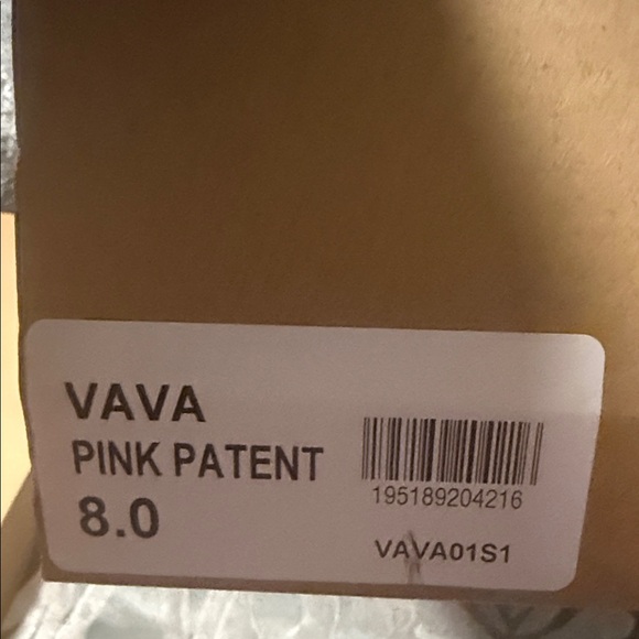 Steve Madden - Picture 5 of 8